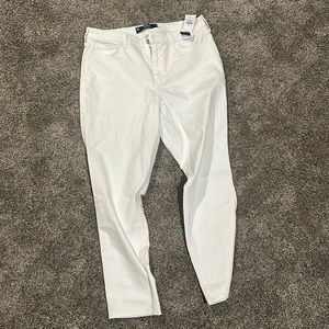 Hollister Curvy High Rise Crop Super Skinny Jeans